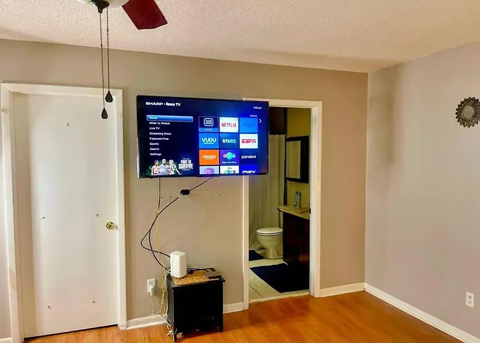 Town And Country Getaway 3br 3ba, 20 Min Famu Fsu Holiday home *