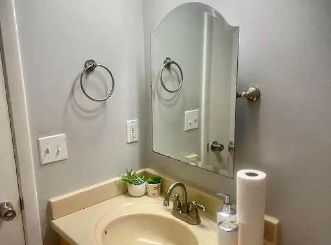 Town And Country Getaway 3br 3ba, 20 Min Famu Fsu Holiday home *