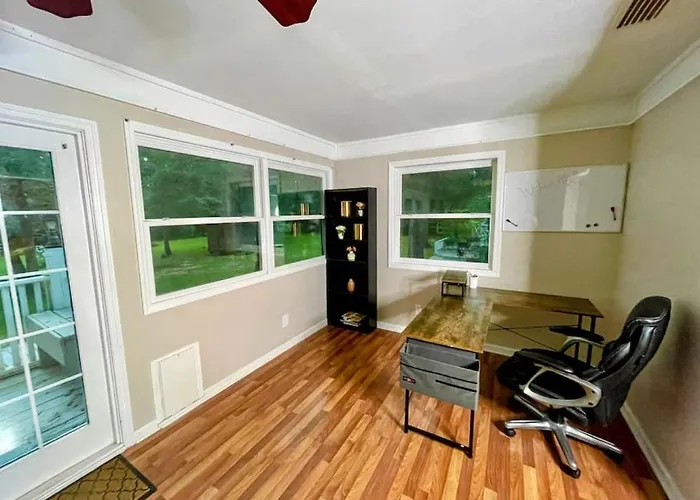 Town And Country Getaway 3br 3ba, 20 Min Famu Fsu